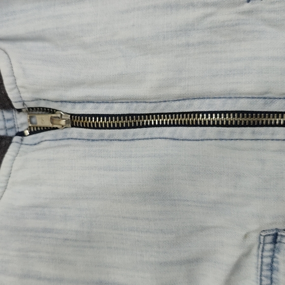 Hooded denim shirt - Picture 4 of 6